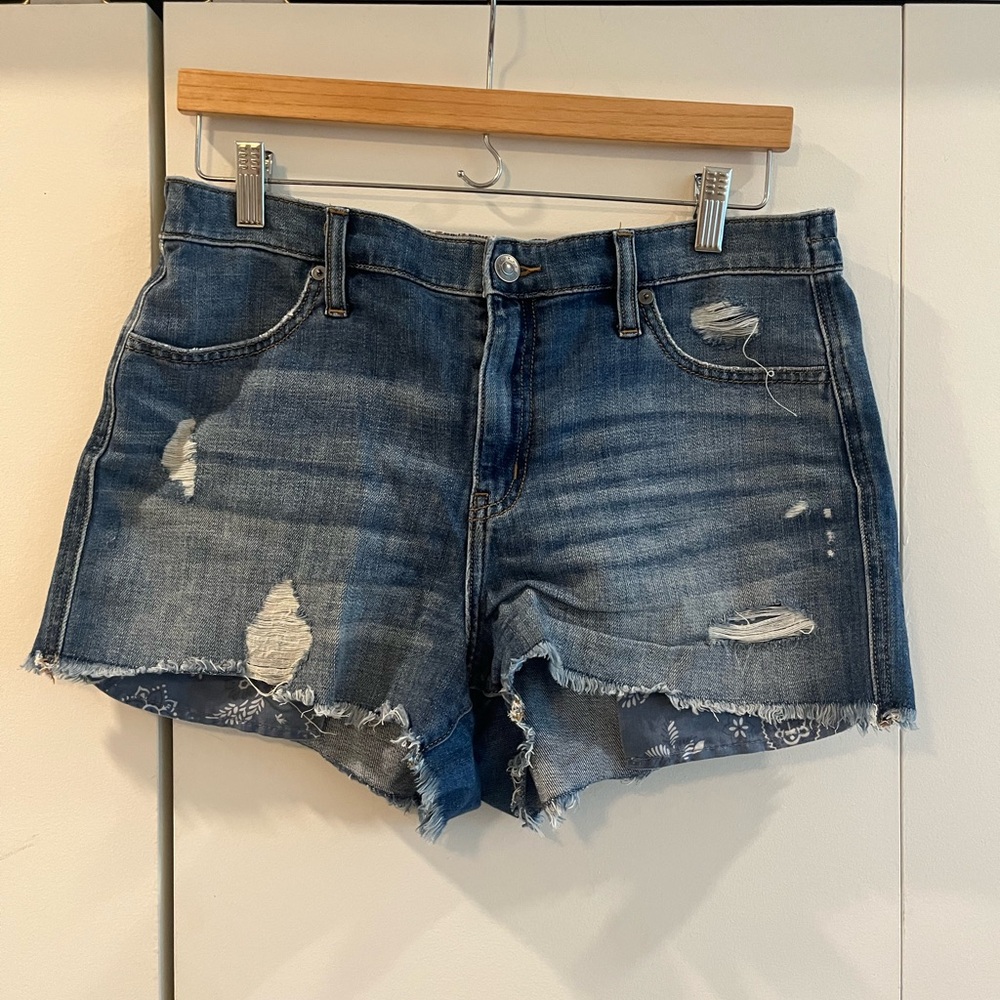 Aerie distressed denim shorts